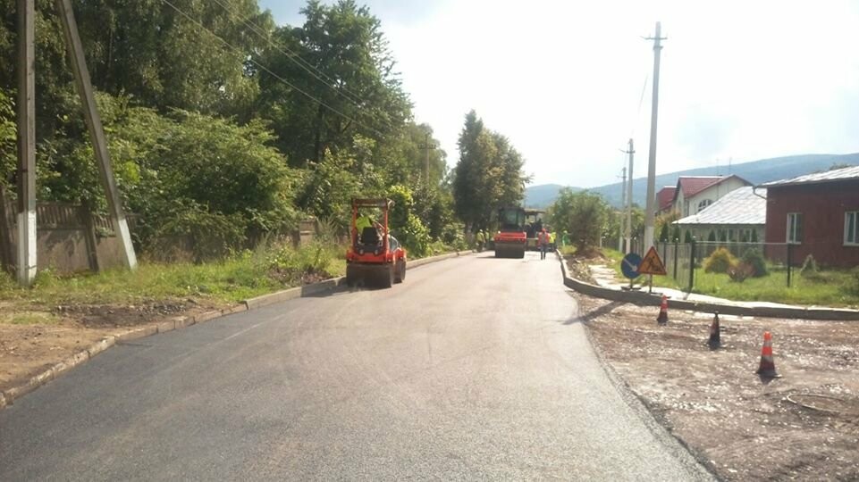 В Бориславі «відкапіталили» дорогу, яка не бачила ремонту д..., фото-1 В Бориславі «відкапіталили» дорогу, яка не бачила ремонту десятки років, фото-1