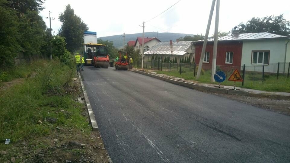 В Бориславі «відкапіталили» дорогу, яка не бачила ремонту д..., фото-5 В Бориславі «відкапіталили» дорогу, яка не бачила ремонту десятки років, фото-5