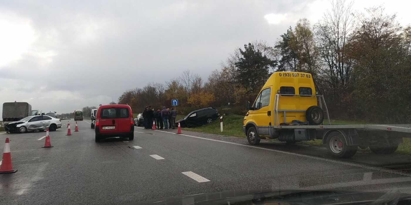 Жорстка аварія на трасі Київ-Чоп у Львівській області: фото, фото-4 Жорстка аварія на трасі Київ-Чоп у Львівській області: фото, фото-4