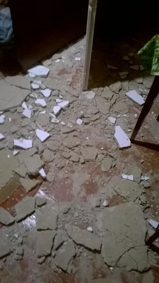 У мешканця Борислава в квартирі обвалилася частина стелі...., фото-4 У мешканця Борислава в квартирі обвалилася частина стелі. Фото, фото-4, фото - Ірина Климентьєва