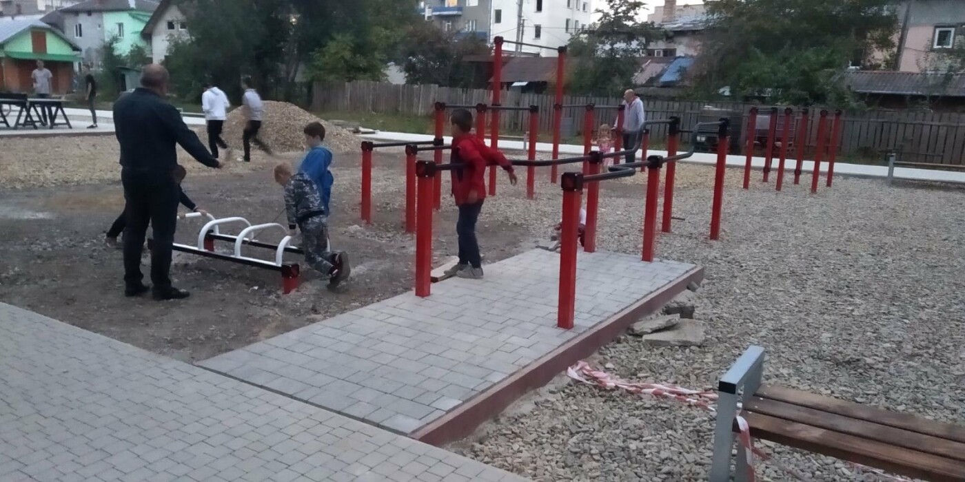 У Бориславі оголосили збір пожертв на облаштування входу на..., фото-3 У Бориславі оголосили збір пожертв на облаштування входу на спортмайданчик, фото-3