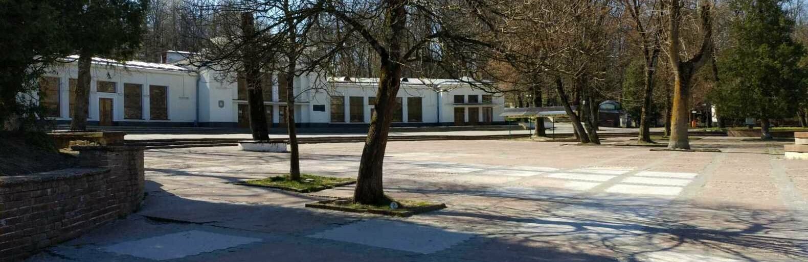 Трускавецьким голубам COVID-19 не страшний: Фотоогляд карантинного... Трускавецьким голубам COVID-19 не страшний: Фотоогляд карантинного парку